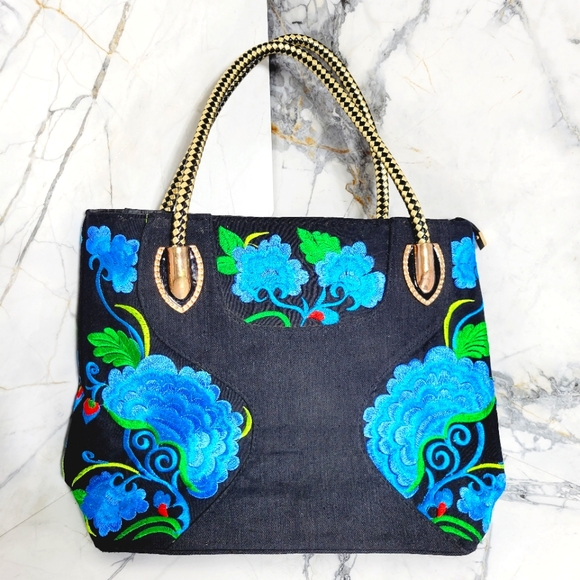 unbranded Handbags - Bohemian Embroidered Floral Black Canvas Tote Bag